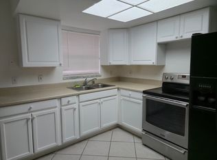 5303 NW 27th St, Lauderhill, FL 33313