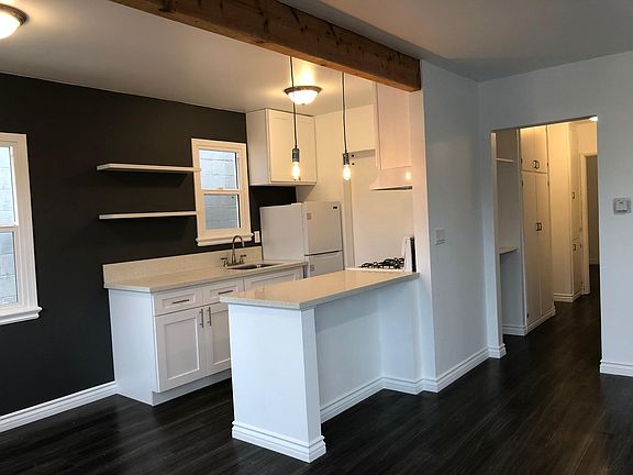 3rd image of 2856 Glenview Ave APT 1