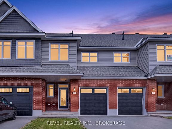 2nd image of 444 Buckthorn Dr