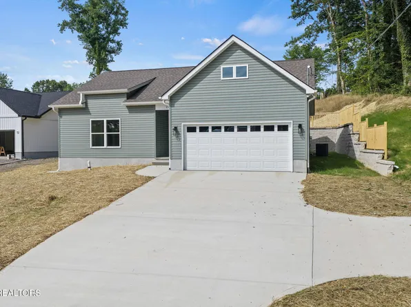 212 Westbury Dr, Clinton, TN 37716