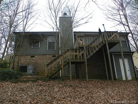 4th image of 2946 Gray Feather Dr