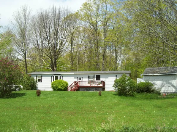 6 Blueberry Ledge Ln, Boothbay, ME 04537