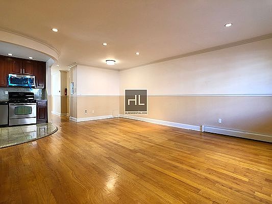 4th image of 57 Bay 31 St #O1