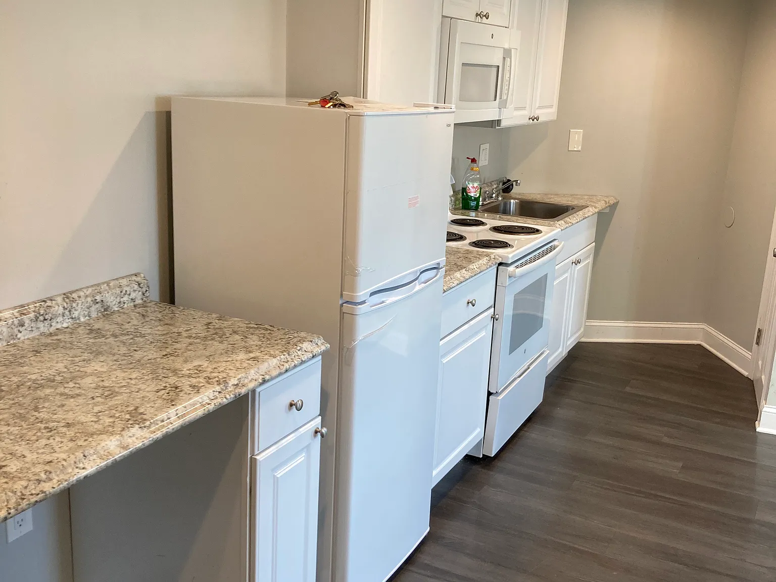 1355 E Passyunk Ave — Photo 2