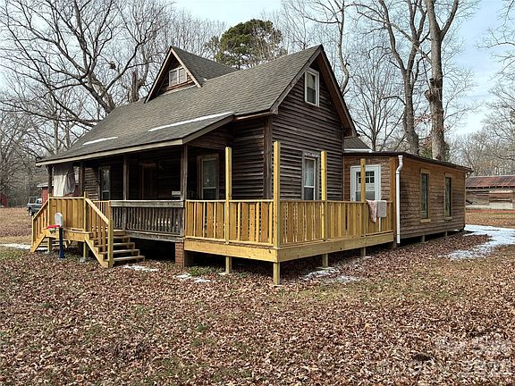 3rd image of 1719 Ridge St