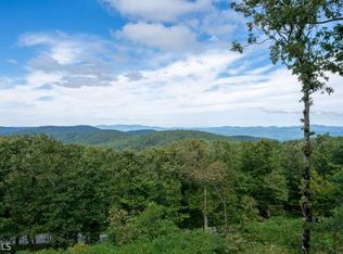 42 High Cliff Rd, Jasper, GA 30143