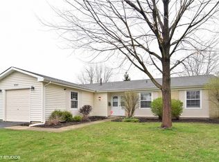 8141 N Applewood Ct, Hanover Park, IL