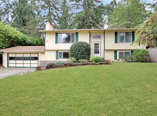 8860 81st Ave SW, Lakewood, WA 98498