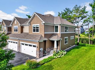 4260 Corn Silk Ln, Woodbury, MN 55129