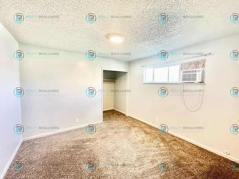 929 Willow St — Photo 9