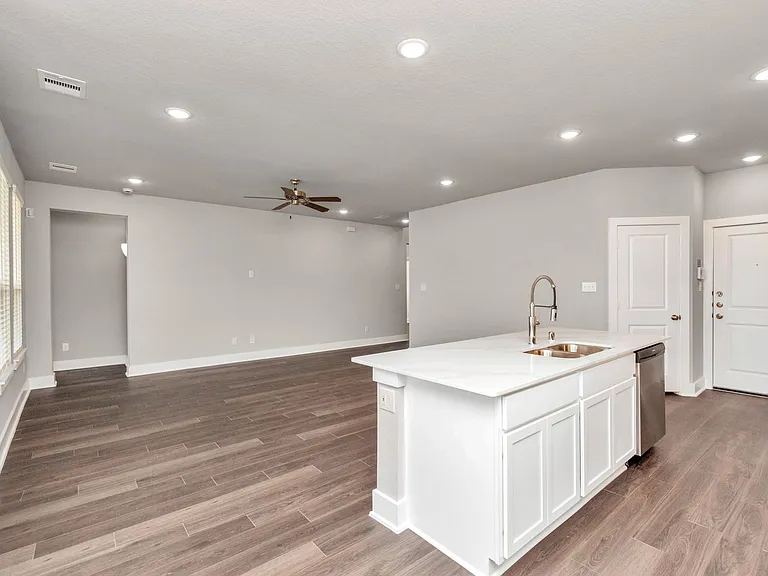 10618 Cascade Creek Dr — Photo 22