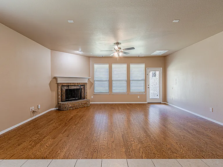 419 Fairland Dr — Photo 11