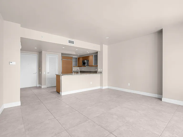222 Karen Ave #15 — Photo 18