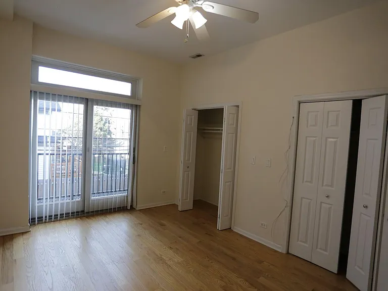 6052 W Irving Park Rd #3E — Photo 4