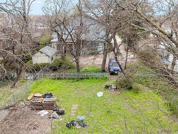 2nd image of 406 S Bryan Belt Line Rd