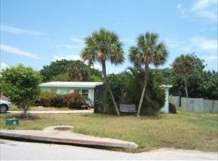 260 Hayes Ave, Cocoa Beach, FL 32931