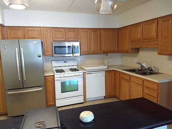 4th image of 750 Pearson St APT 609