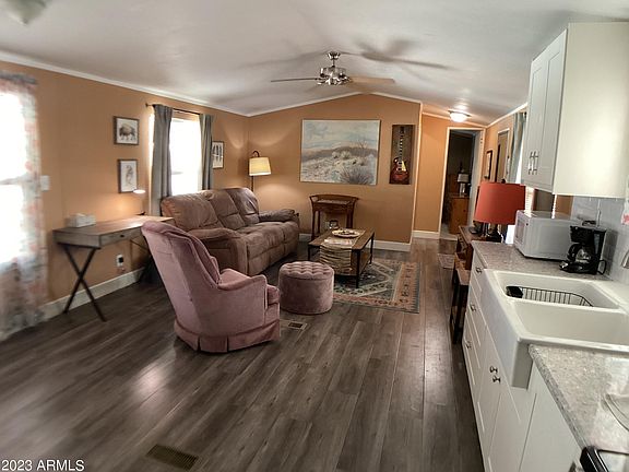5th image of 9427 E UNIVERSITY Drive #82