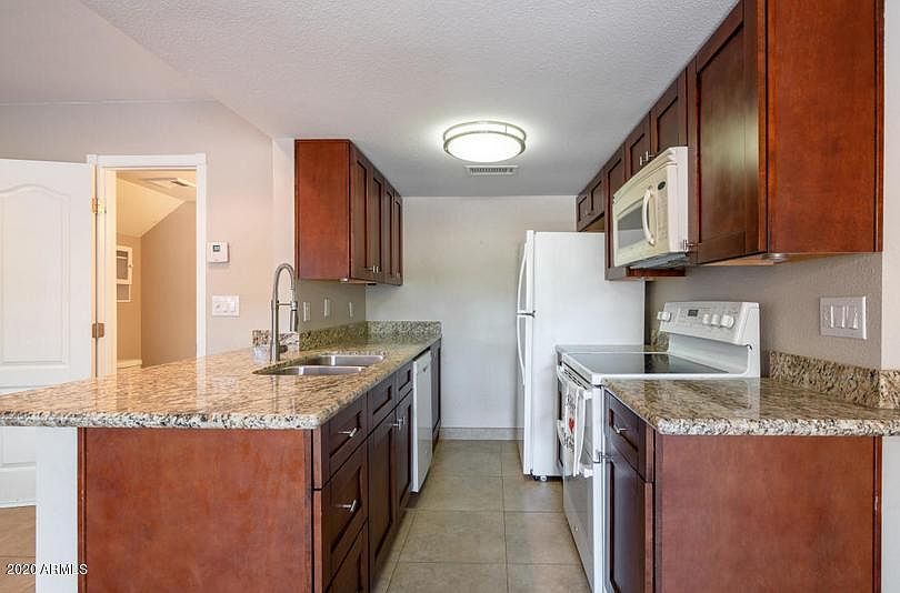2nd image of 14413 N Teakwood Ln #B
