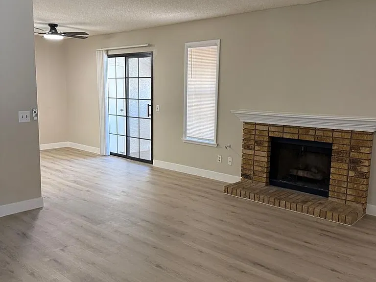 6673 W Tropicana Ave #201 — Photo 4
