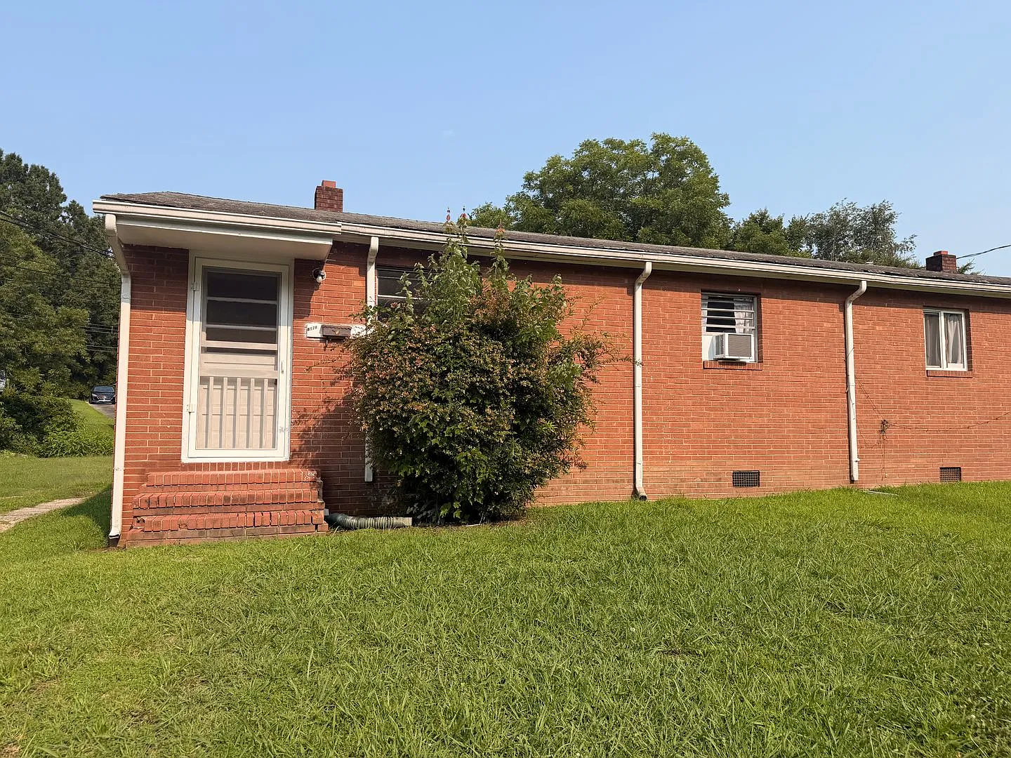 Douglas Dr. — Photo 1
