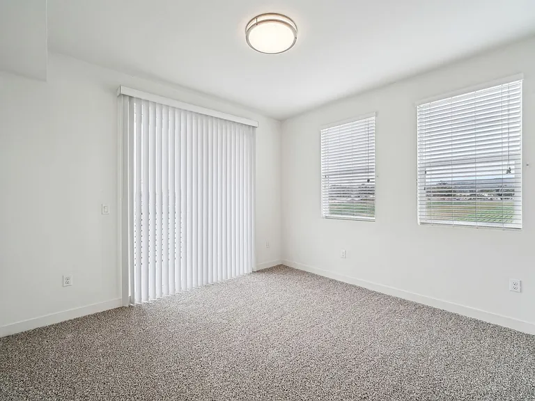Yolo West Apartments — Photo 12