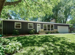 713 E 151st St, Burnsville, MN 55306