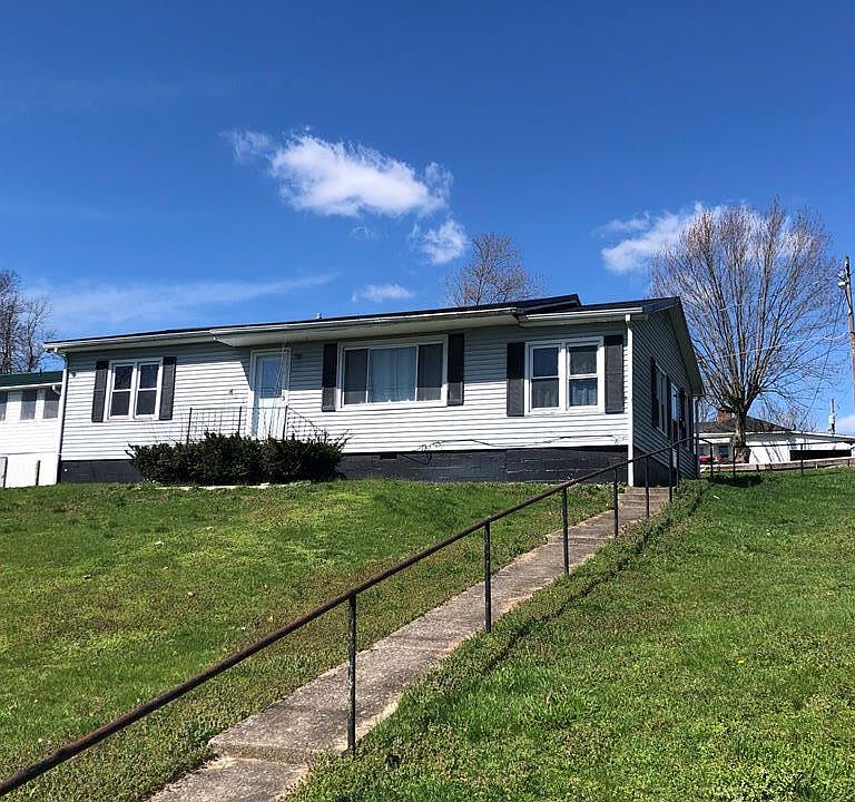 427 Foxspring Ave, Flemingsburg, KY 41041 | MLS #41040 | Zillow