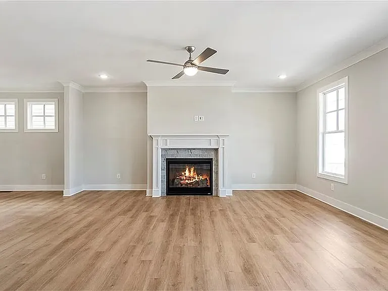160 Palm St — Photo 10