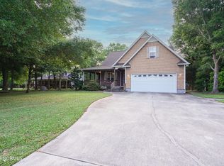 206 Shoreline Dr, Cedar Pt, NC 28584