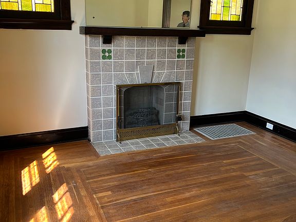 5th image of 3446 Alta Vista Ave