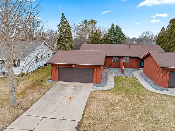 2nd image of 918 E Windfield Pl #918