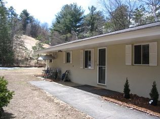 20 Donald St, Manchester, NH 03102