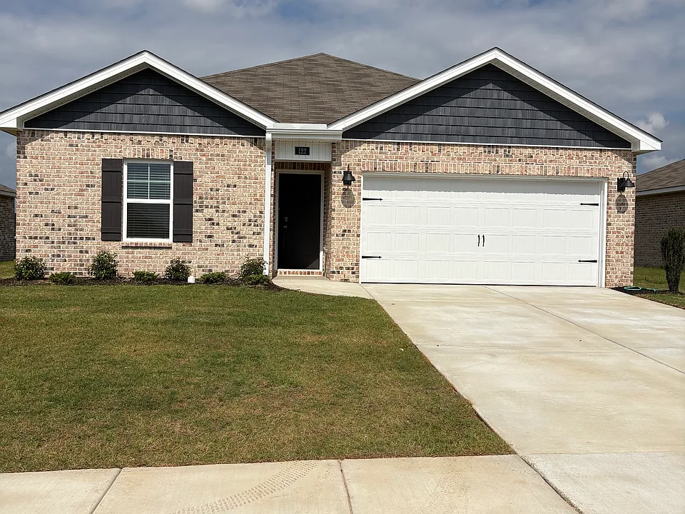 122 Betty Williams Dr