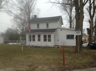 47 2nd St S, Kent City, MI
