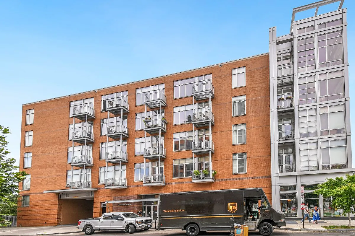 1 bed, 1.0 bath, 639 sqft, $2,600 — Photo 2