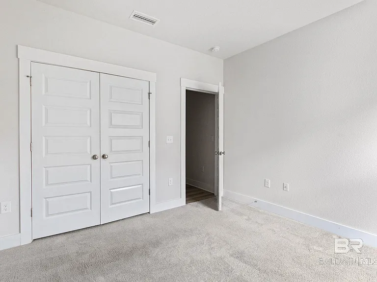 1710 Grouse St — Photo 50