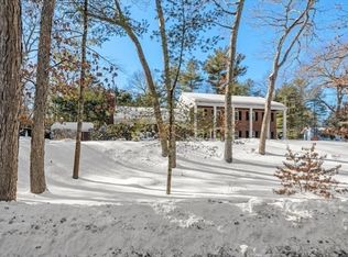 5 Old County Rd, Hingham, MA 02043