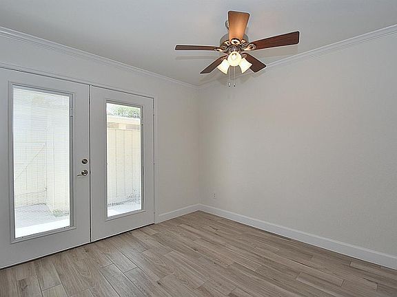 5th image of 5871 Valley Forge Dr #103
