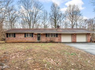 1738 Edith Ln, Lenoir City, TN 37771