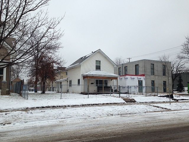 2nd image of 2804 28th Ave S