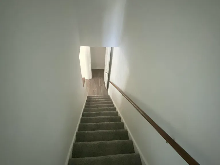 8042 Thelen St — Photo 17