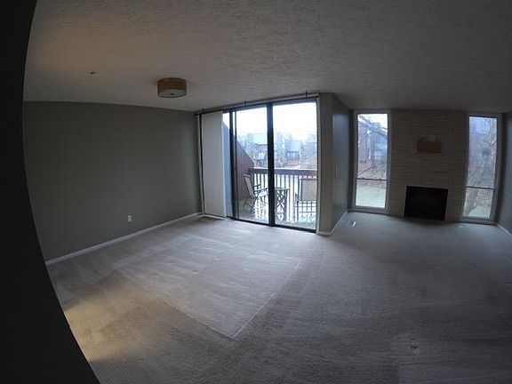 5th image of 4766 Crazy Horse Ln #4766