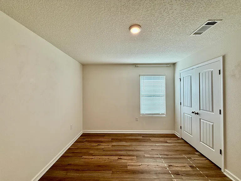 6420 Churchill Cir — Photo 19