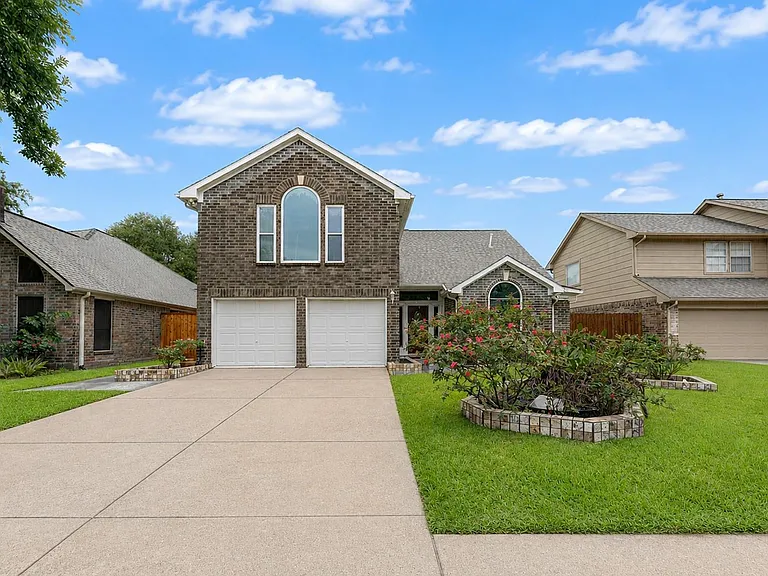 21450 Park Post Ln — Photo 5