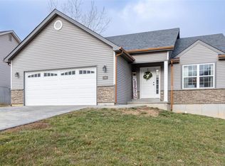 545 Conestoga Dr, House Springs, MO 63051