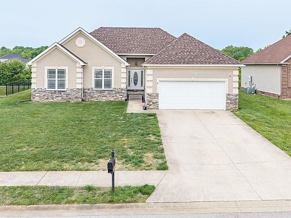 2nd image of 216 S Rushmore Dr