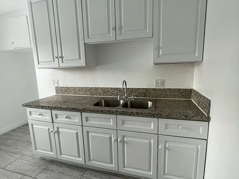 3711 Pueblo Ave #3 — Photo 19