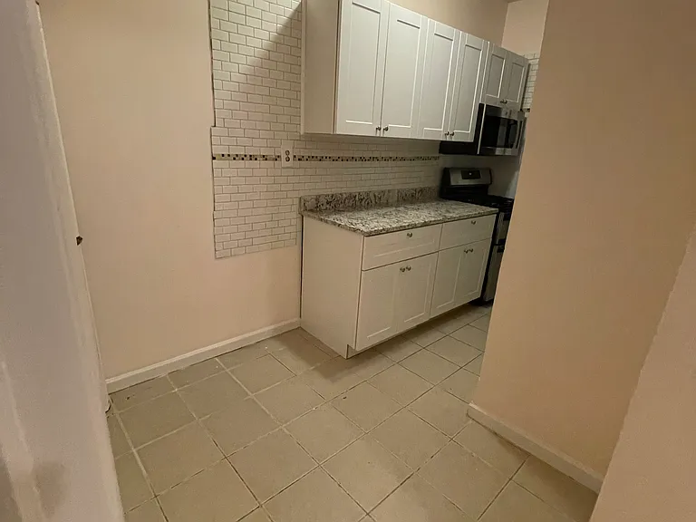 275 Harrison Ave #B6 — Photo 8