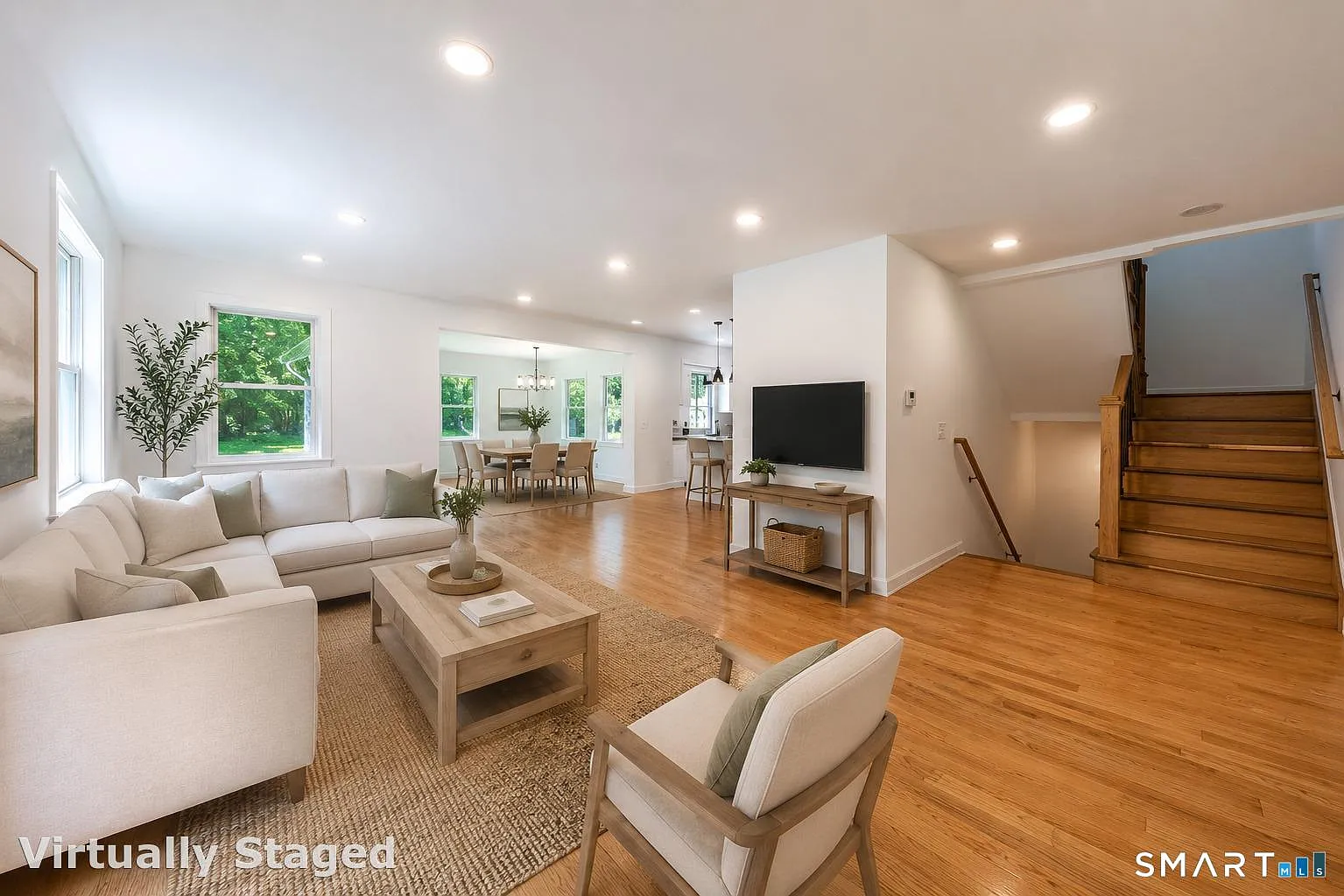 4 bed, 3.0 bath, 2533 sqft, $12,000 — Photo 4